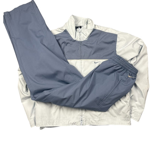 Nike Tracksuit (XS)