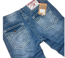 NEW WITH TAG True Religion Jeans (XL)