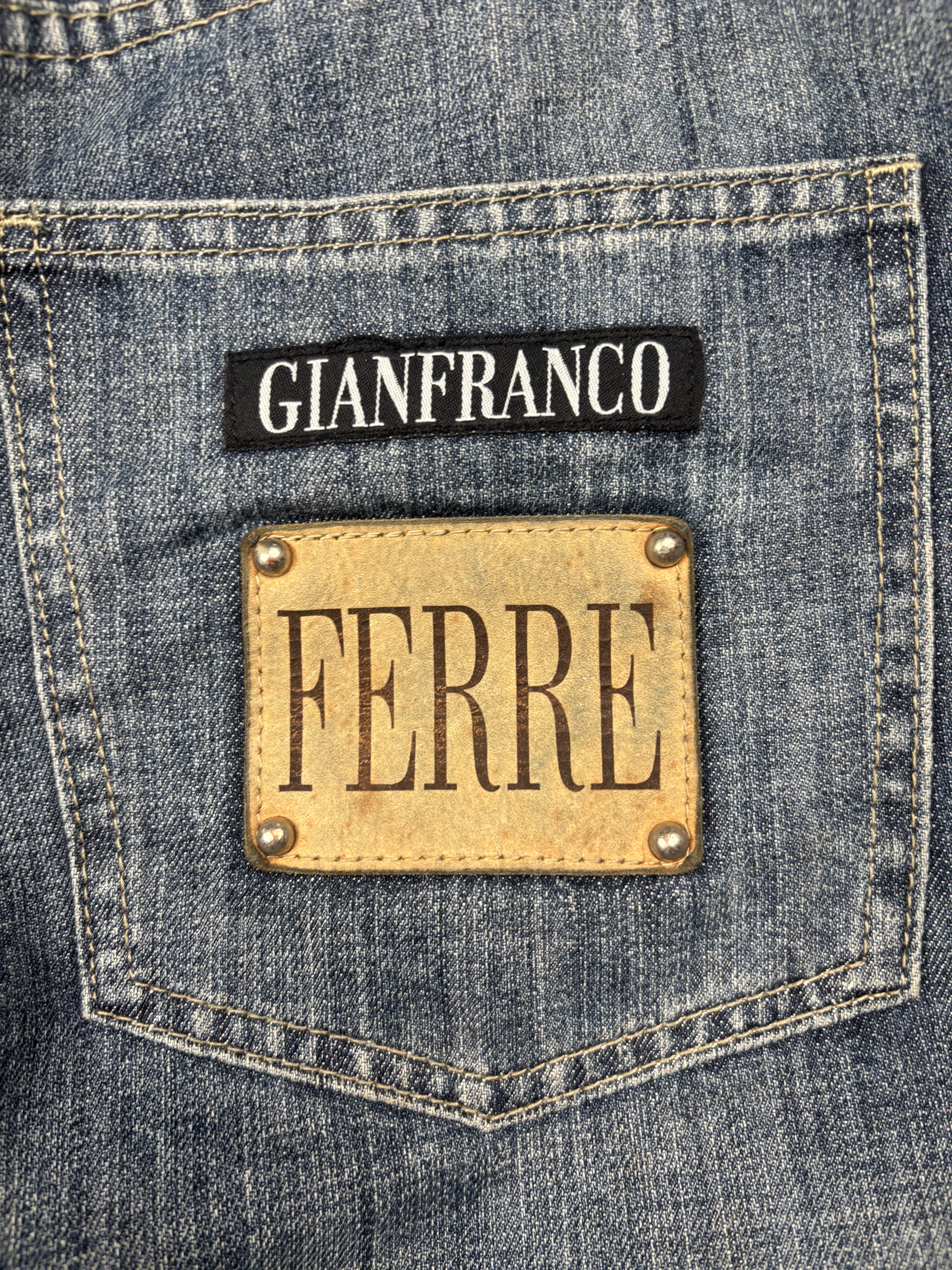 Vintage Gianfranco Ferre Flared Jeans|Washed Denim Look|Size M|